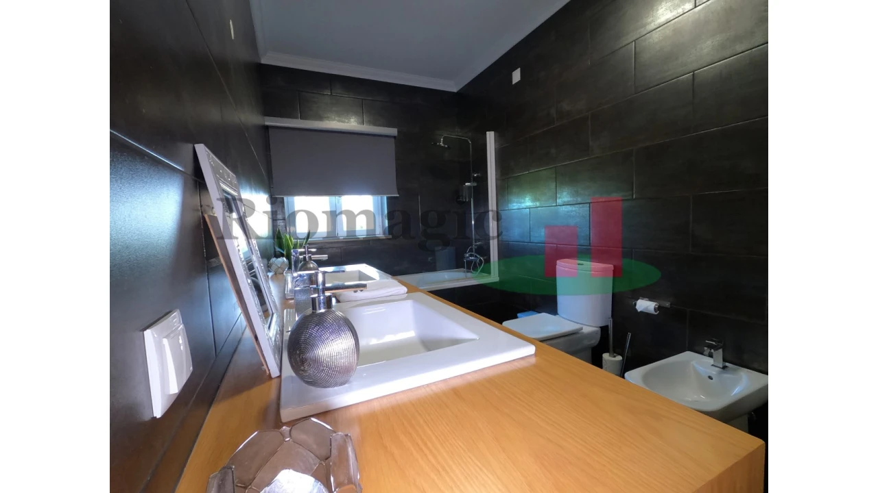 Moradia T3 para Venda em Abitureiras Foto 45