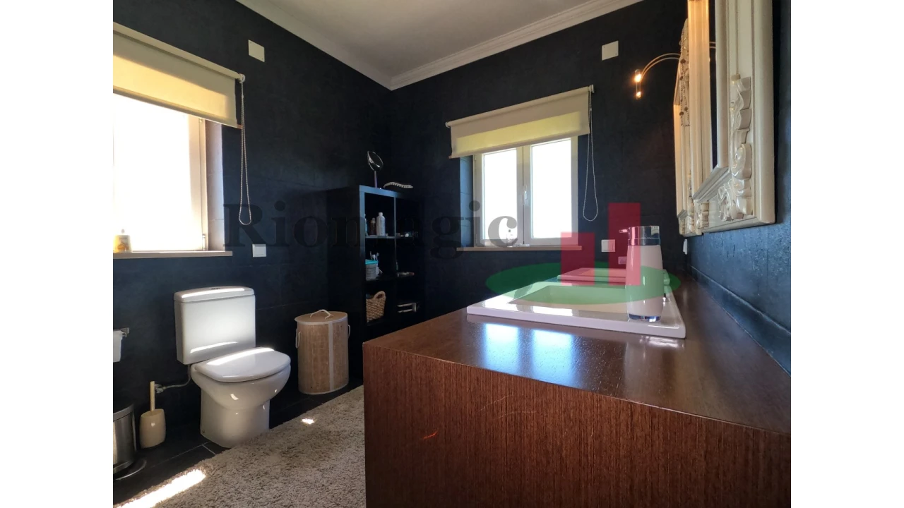 Moradia T3 para Venda em Abitureiras Foto 36