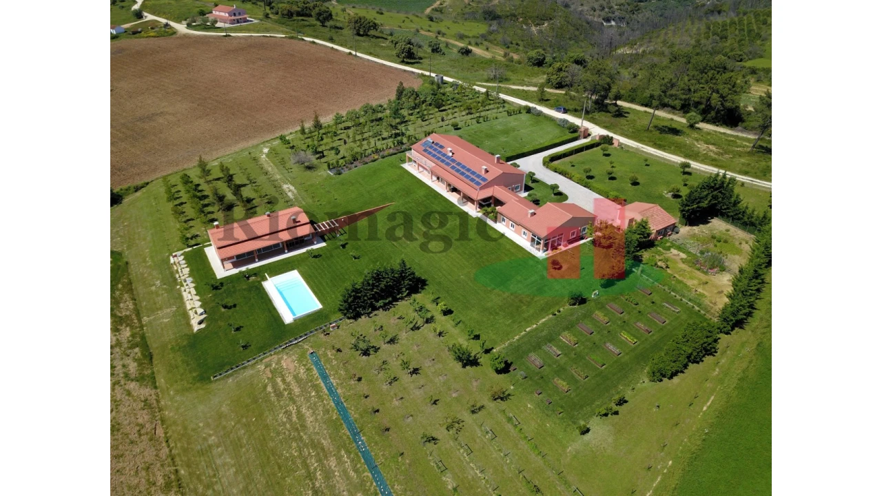 Moradia T3 para Venda em Abitureiras Foto 1