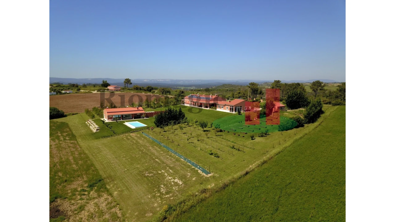 Moradia T3 para Venda em Abitureiras Foto 8