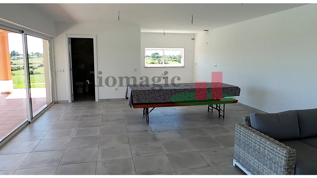 Moradia T3 para Venda em Abitureiras Foto 16