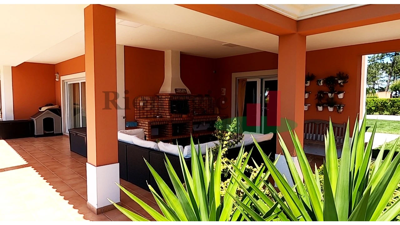 Moradia T3 para Venda em Abitureiras Foto 11