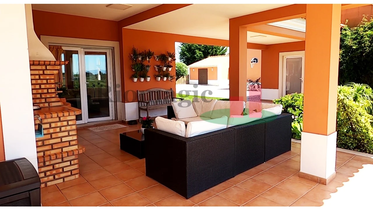 Moradia T3 para Venda em Abitureiras Foto 10