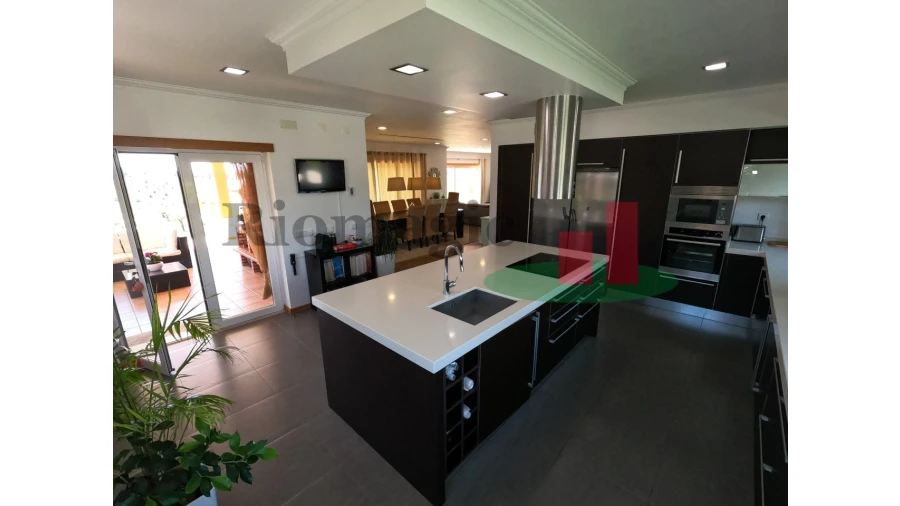 Moradia T3 para Venda em Abitureiras Foto 26