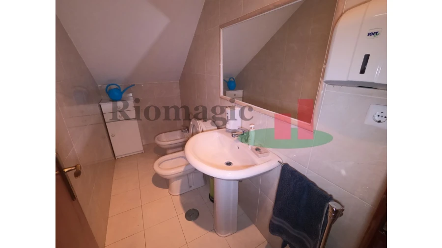 Escritório para Arrendamento em Rio Maior Foto 9