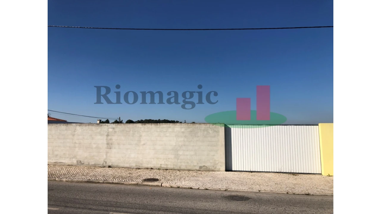 Terreno para Venda em Aveiras de Cima Foto 8