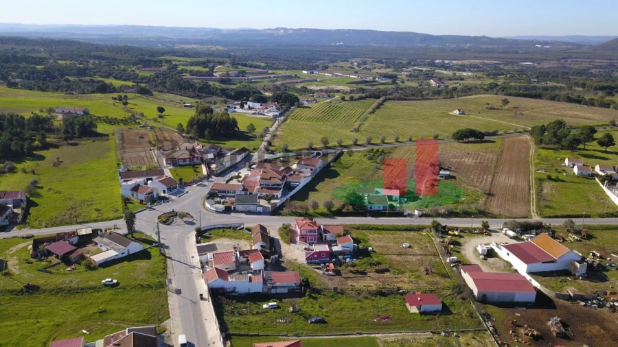 Terreno para Venda em Aveiras de Cima Foto 14