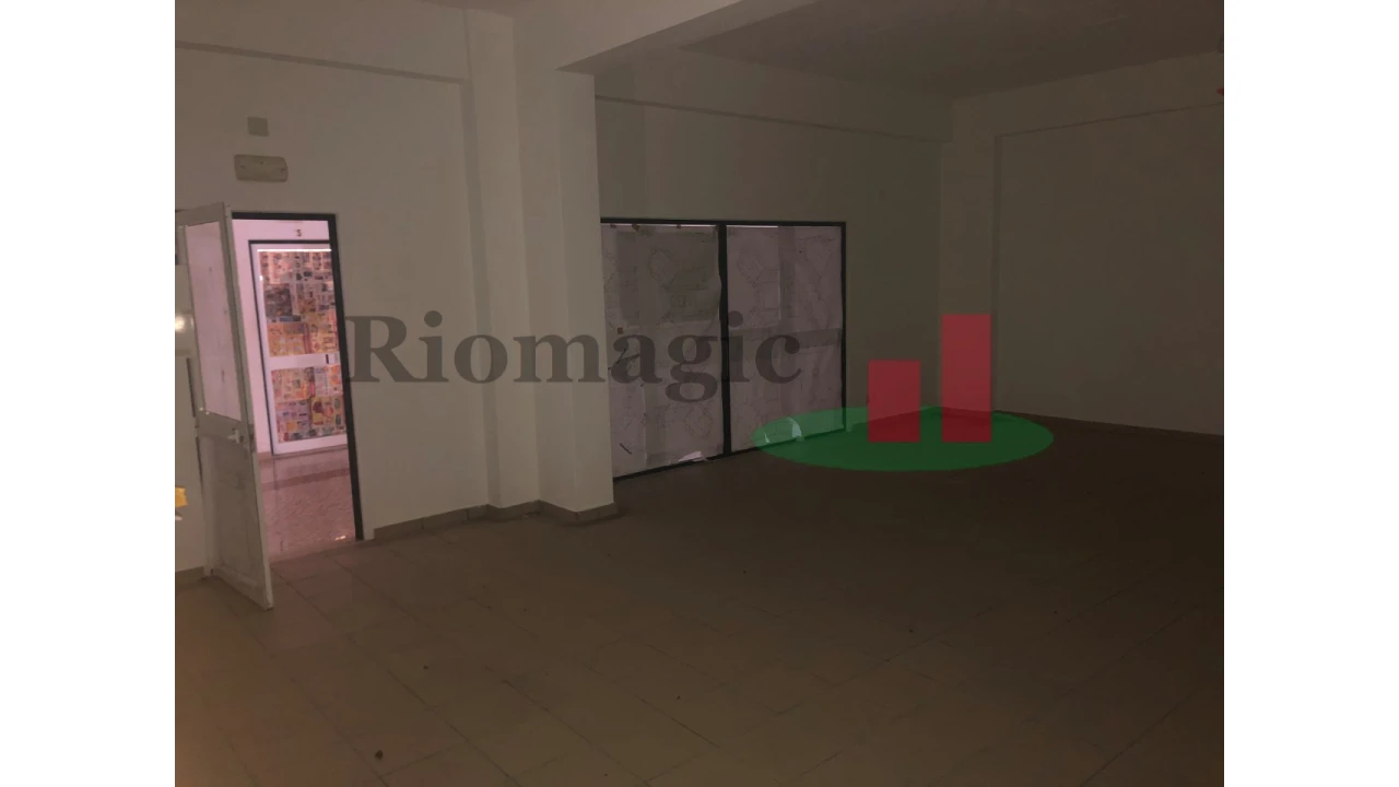 Loja para Venda em Alpiarça Foto 2