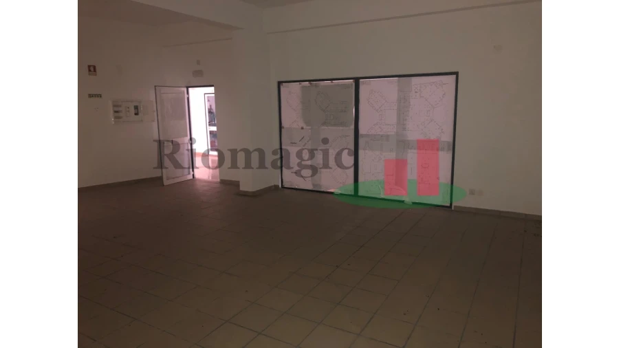 Loja para Venda em Alpiarça Foto 1