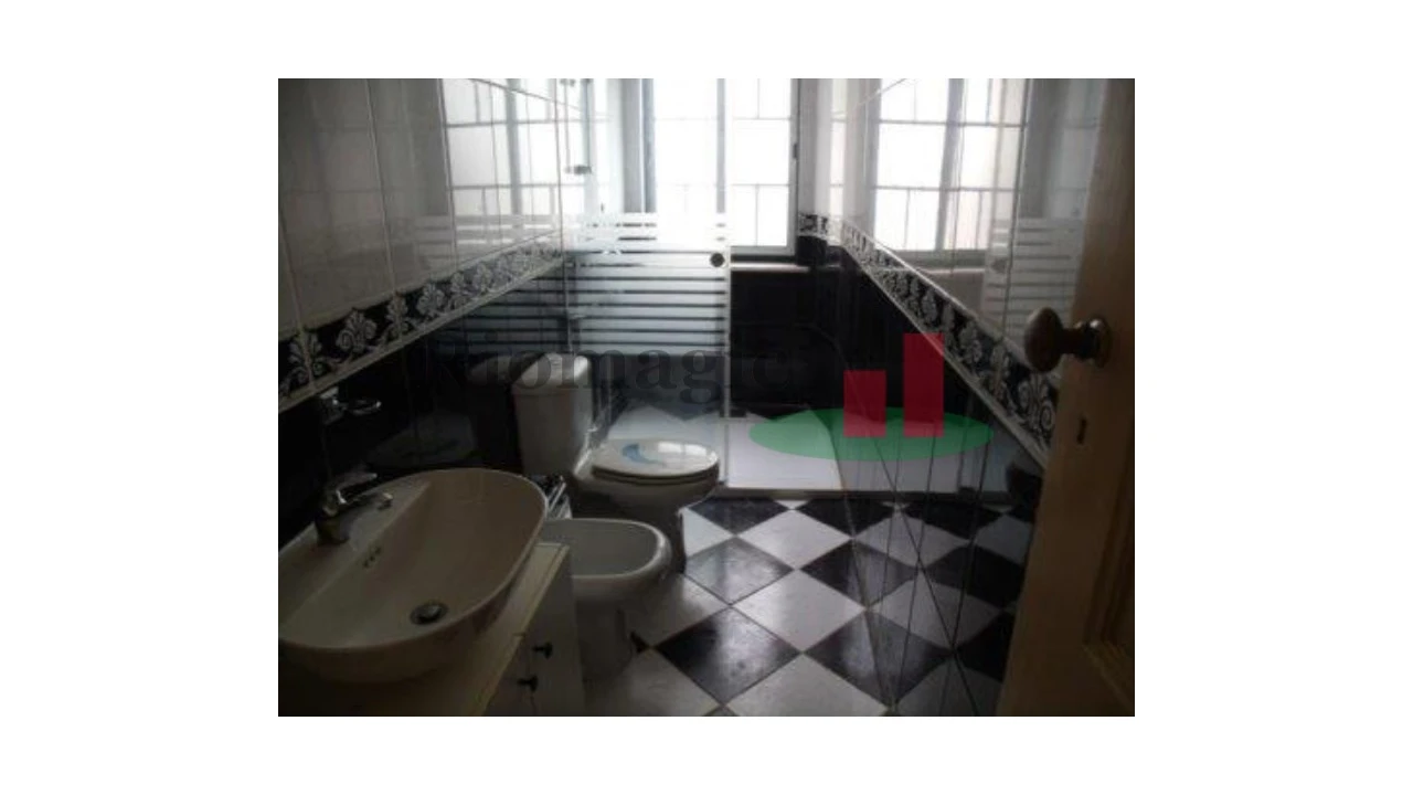 Moradia T10 para Venda em Mouriscas Foto 4