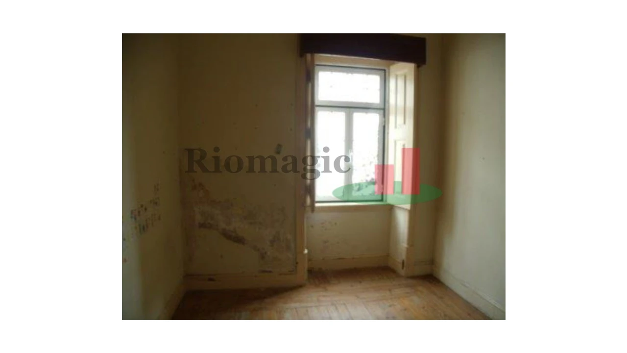 Moradia T10 para Venda em Mouriscas Foto 11