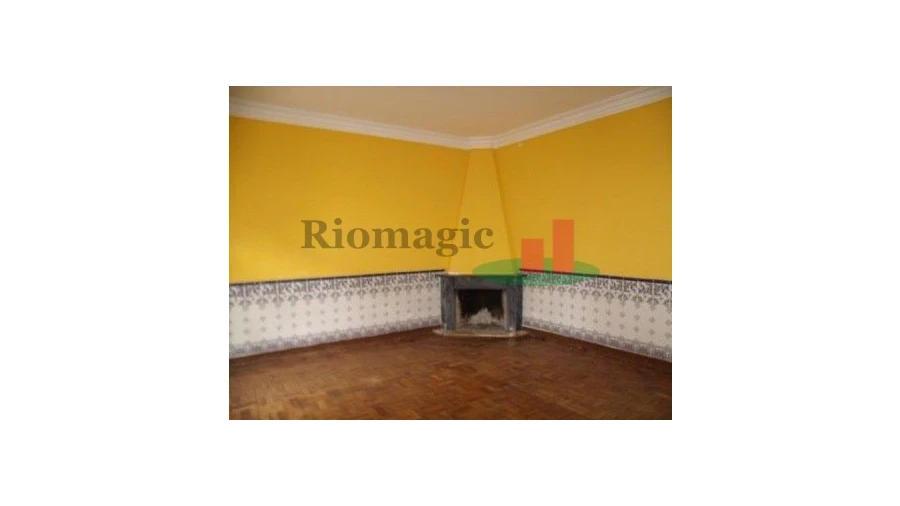 Moradia T10 para Venda em Mouriscas Foto 6