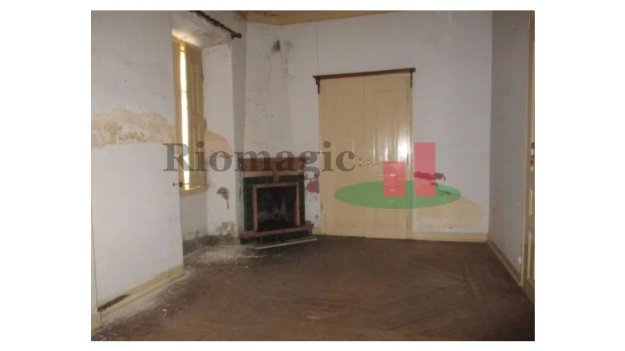 Moradia T10 para Venda em Mouriscas Foto 9