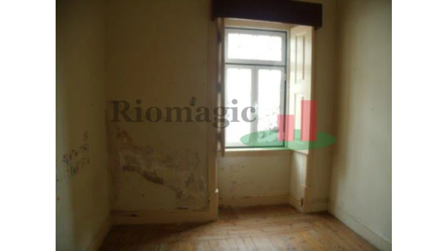 Moradia T10 para Venda em Mouriscas Foto 11