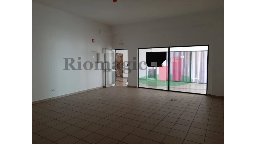 Loja para Venda em Alpiarça Foto 1