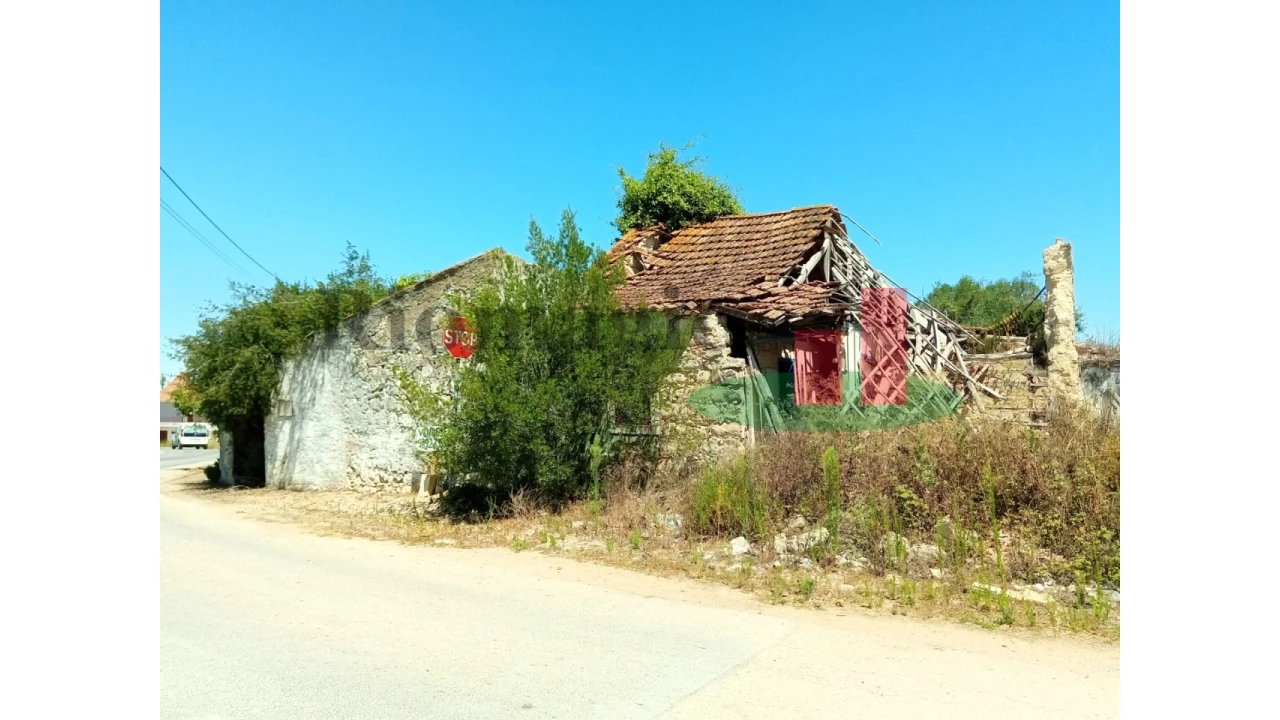 Moradia T2 para Venda em Azambujeira e Malaqueijo Foto 4