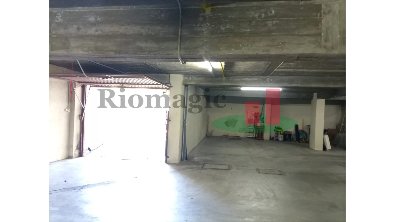 Garagem para Venda em Rio Maior Foto 3