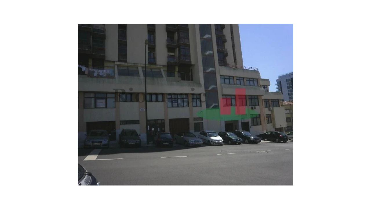 Escritório para Arrendamento em Ajuda Foto 1