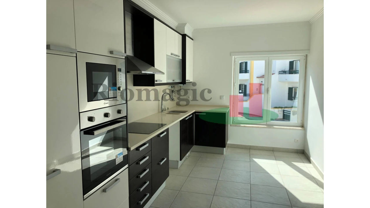 Moradia T4 para Venda em Ericeira Foto 11