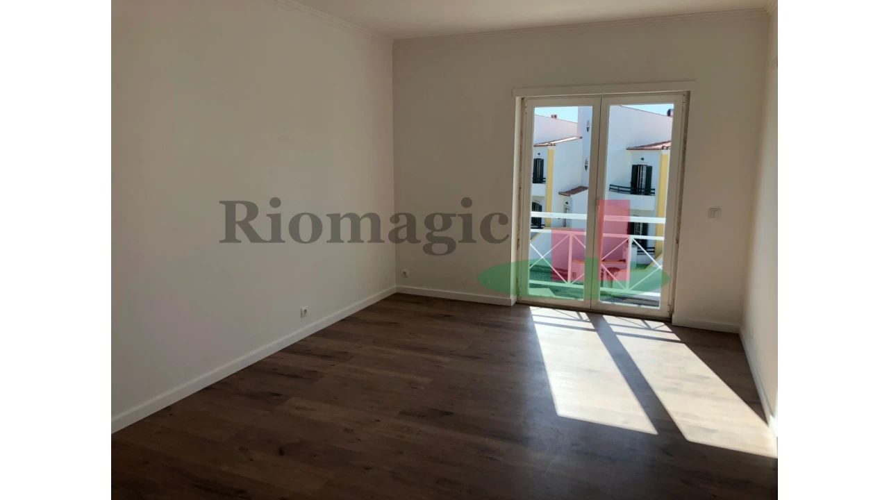 Moradia T4 para Venda em Ericeira Foto 32