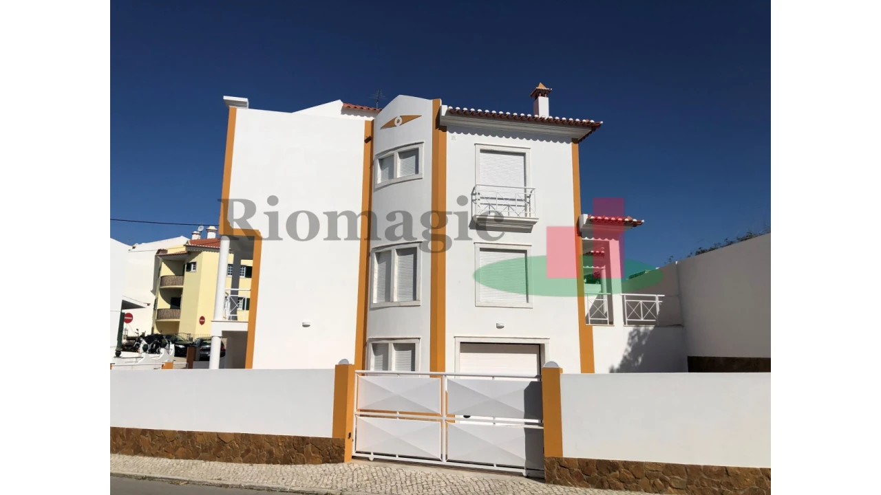 Moradia T4 para Venda em Ericeira Foto 41