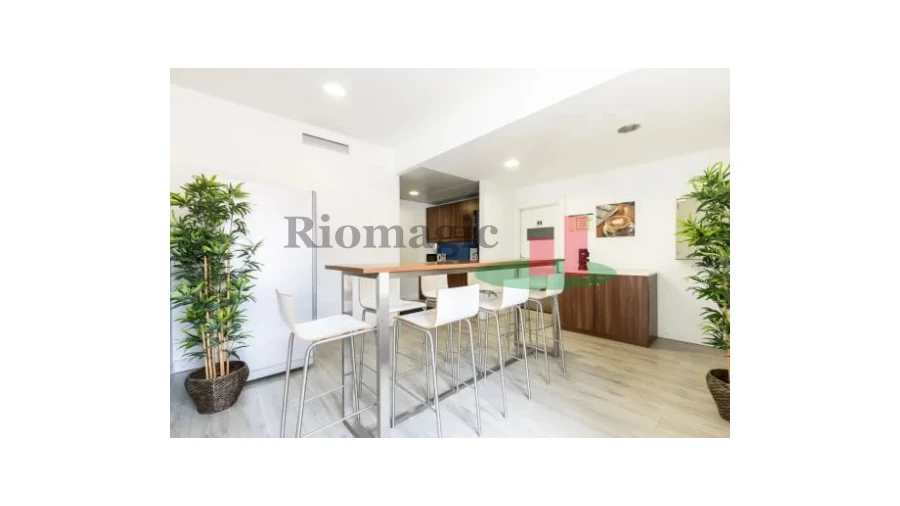 Escritório para Arrendamento em Santa Maria Maior Foto 2