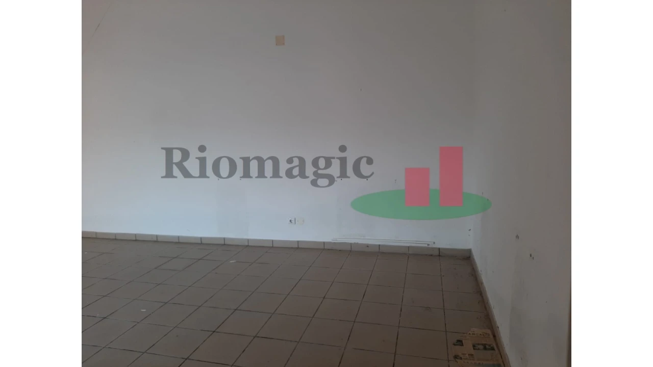 Loja para Venda em Alpiarça Foto 7