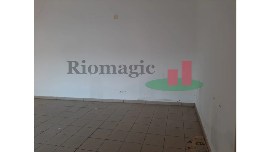 Loja para Venda em Alpiarça Foto 7