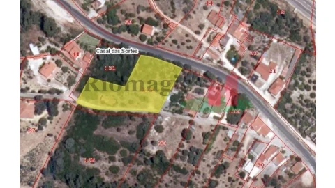 Terreno para Venda em São João Baptista e Santa Maria dos Olivais