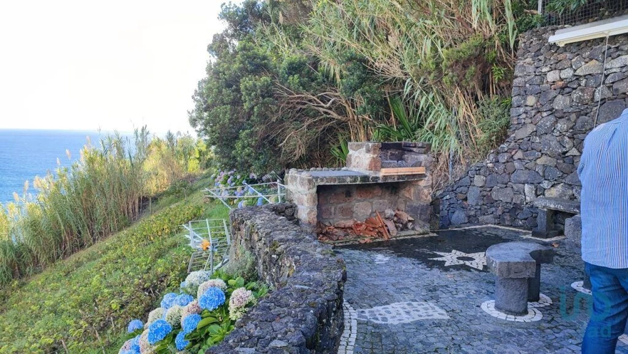 Terreno para Venda em Ribeira Chã Foto 8