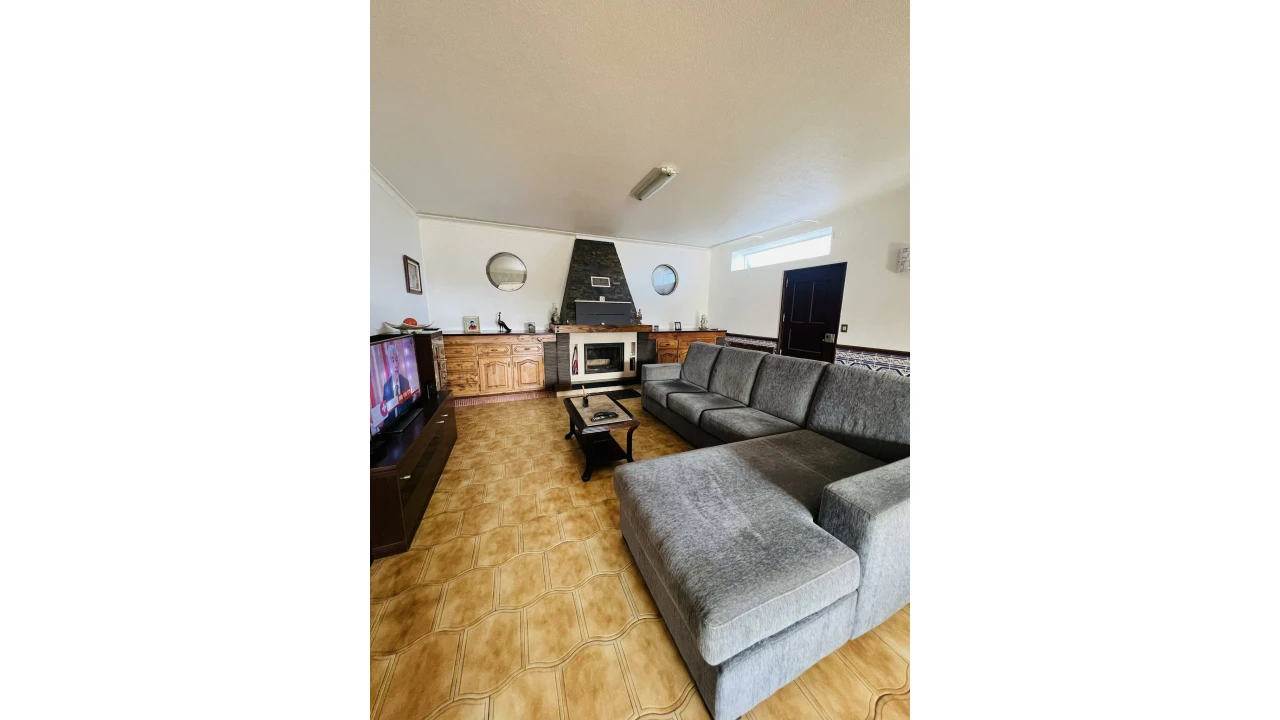 Moradia T6 para Venda em Nossa Senhora da Piedade Foto 8