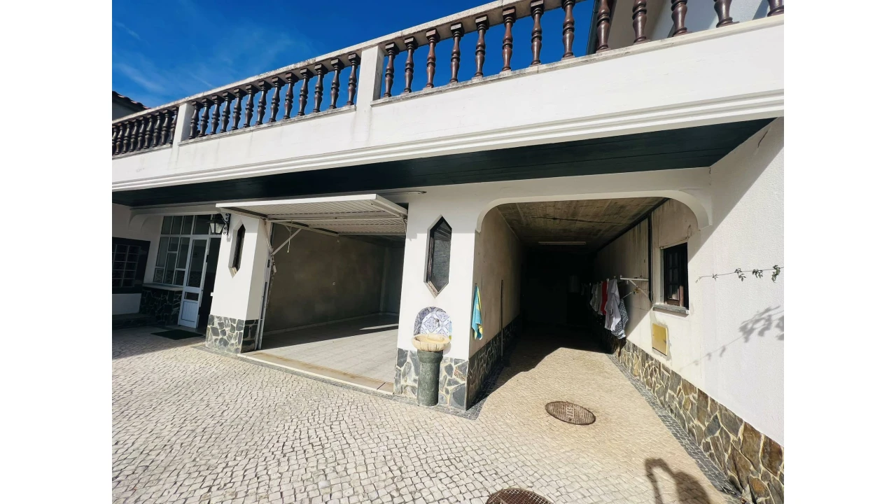 Moradia T6 para Venda em Nossa Senhora da Piedade Foto 6