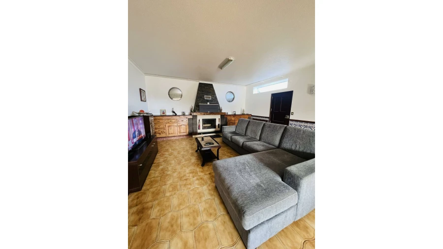 Moradia T6 para Venda em Nossa Senhora da Piedade Foto 8