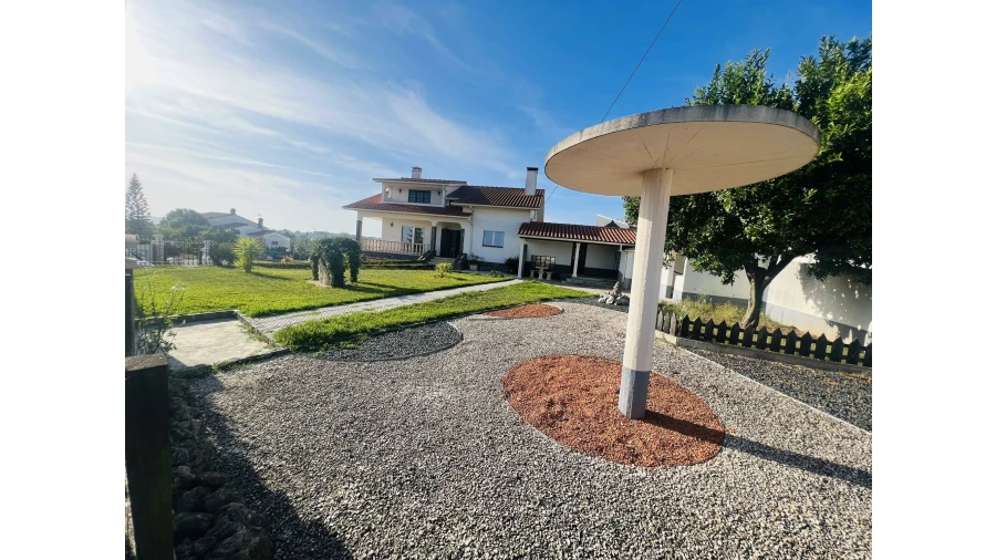 Moradia T6 para Venda em Nossa Senhora da Piedade Foto 3