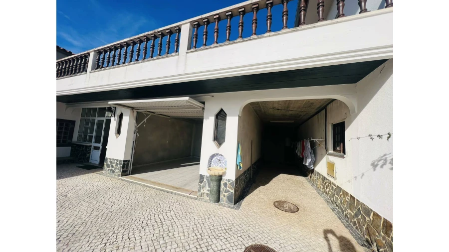 Moradia T6 para Venda em Nossa Senhora da Piedade Foto 6