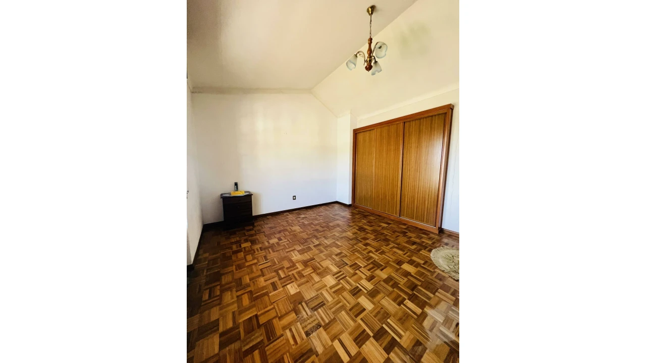 Moradia T6 para Venda em Nossa Senhora da Piedade Foto 18