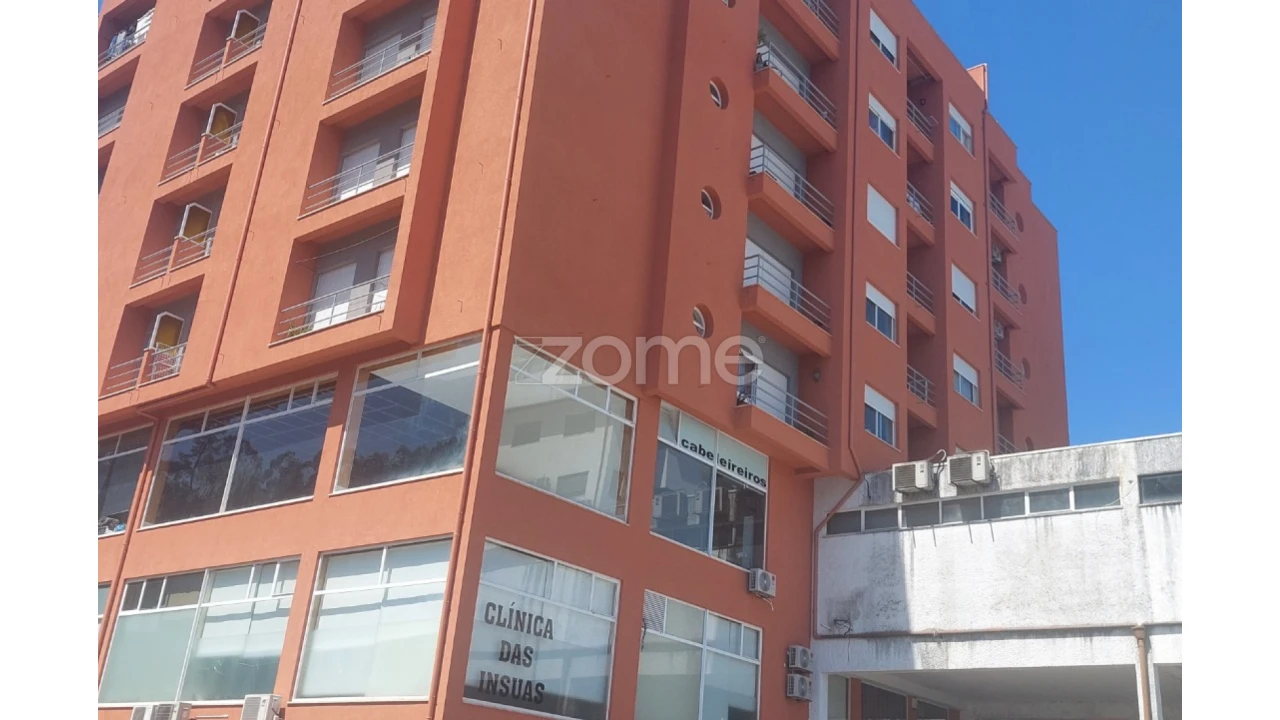 Negócio para Venda em Rebordosa Foto 3