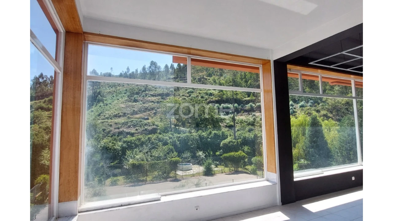 Negócio para Venda em Rebordosa Foto 10