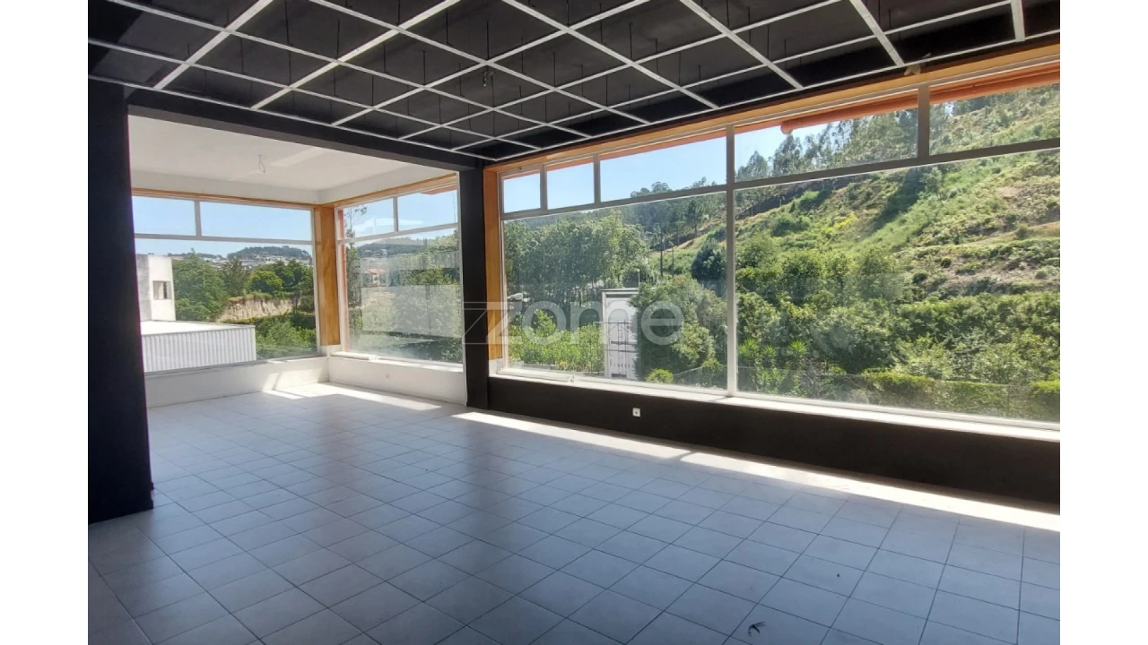 Negócio para Venda em Rebordosa Foto 12