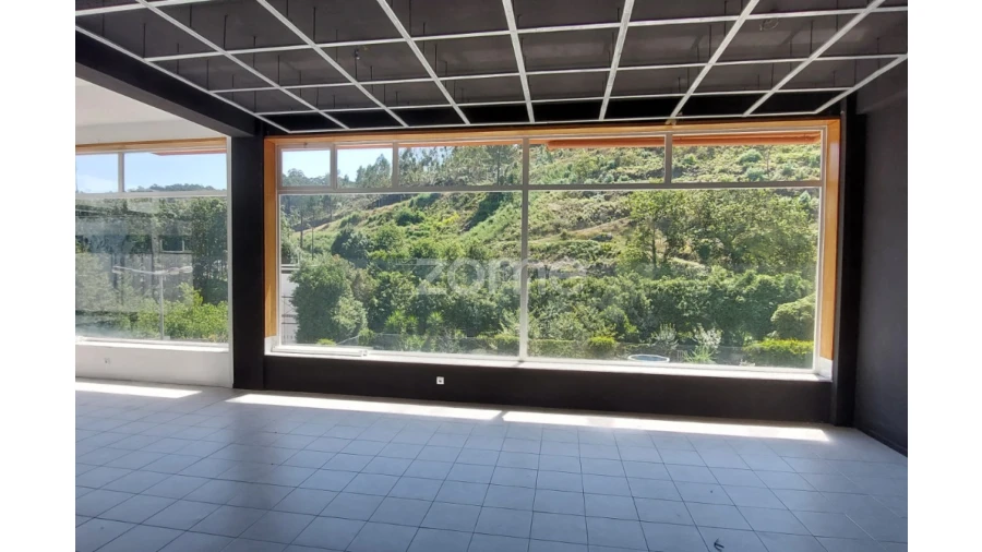 Negócio para Venda em Rebordosa Foto 8