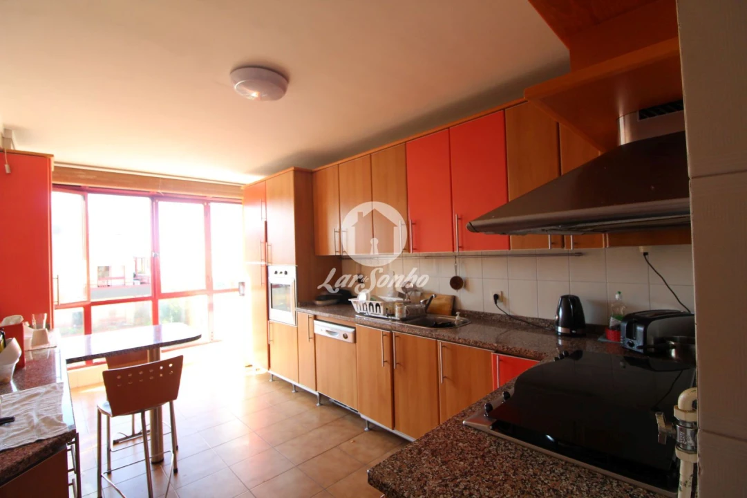 Apartamento T3 para Venda em Antas e Abade de Vermoim Foto 6