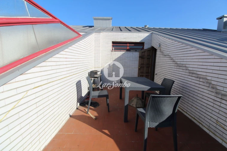 Apartamento T3 para Venda em Antas e Abade de Vermoim Foto 12