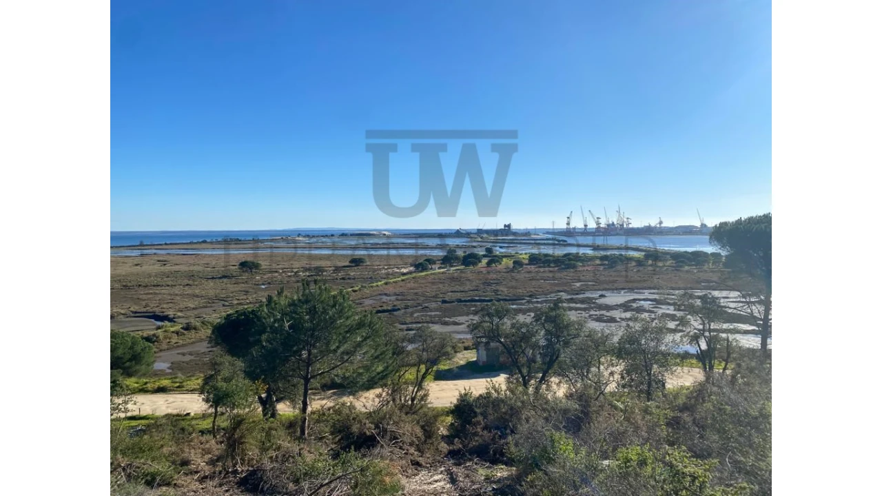 Terreno Comércio / Armazém para Venda em União das Freguesias de Setúbal Foto 6