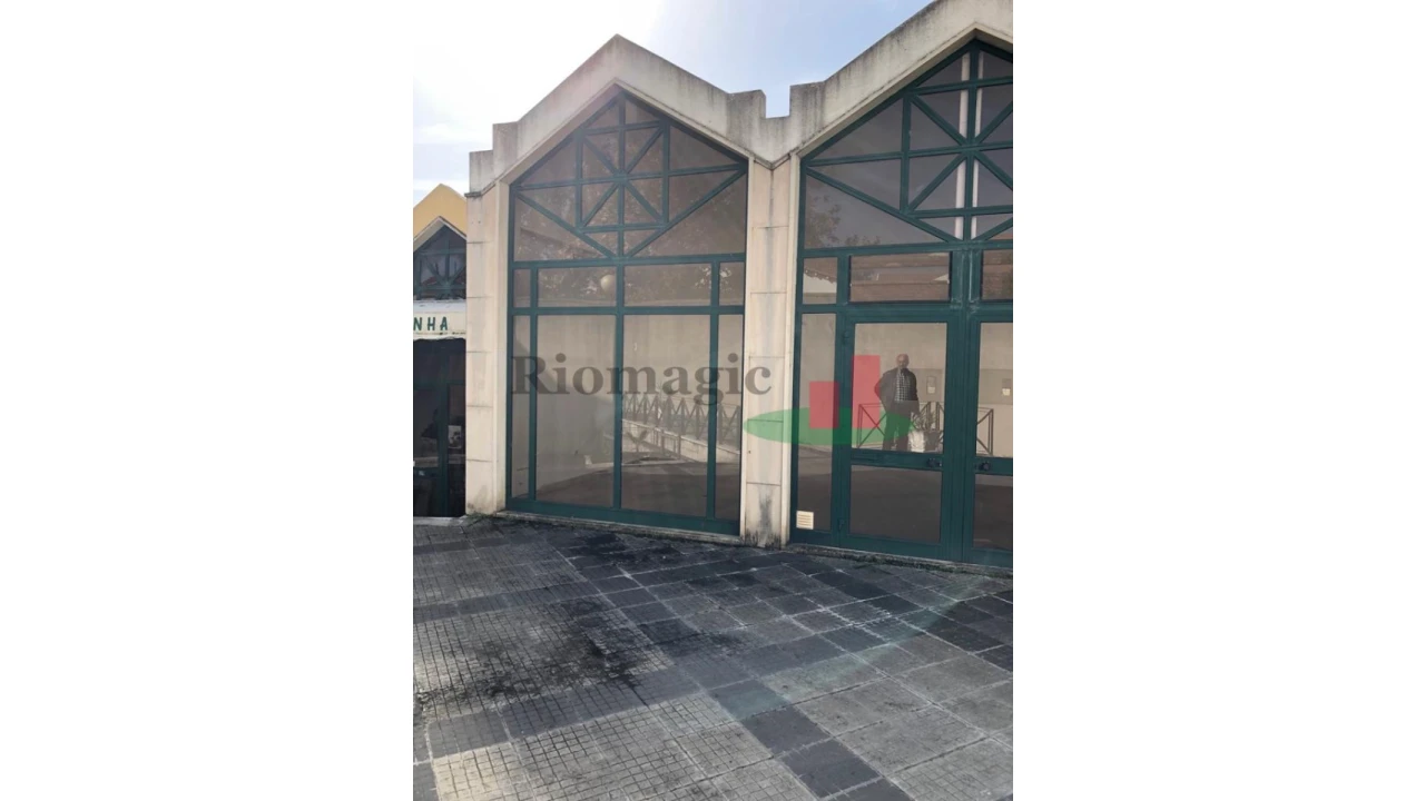 Loja para Venda em Alcanena e Vila Moreira Foto 3