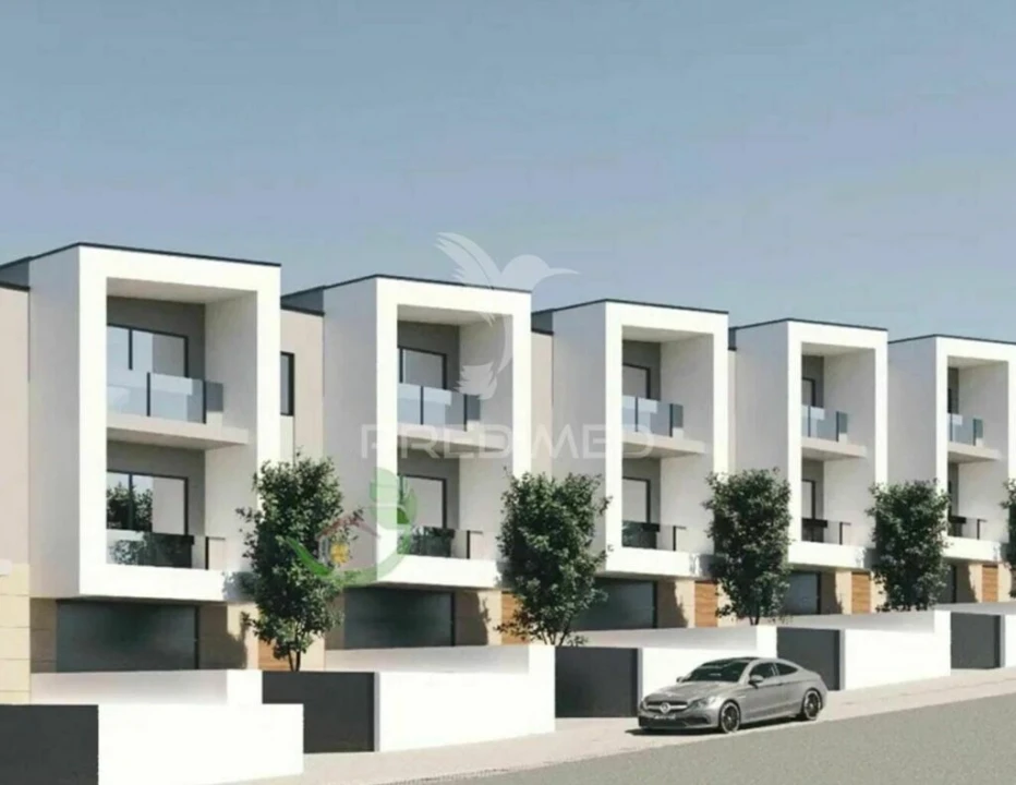 Moradia T3 para Venda em Carreiras (São Miguel) e Carreiras (Santiago) Foto 1