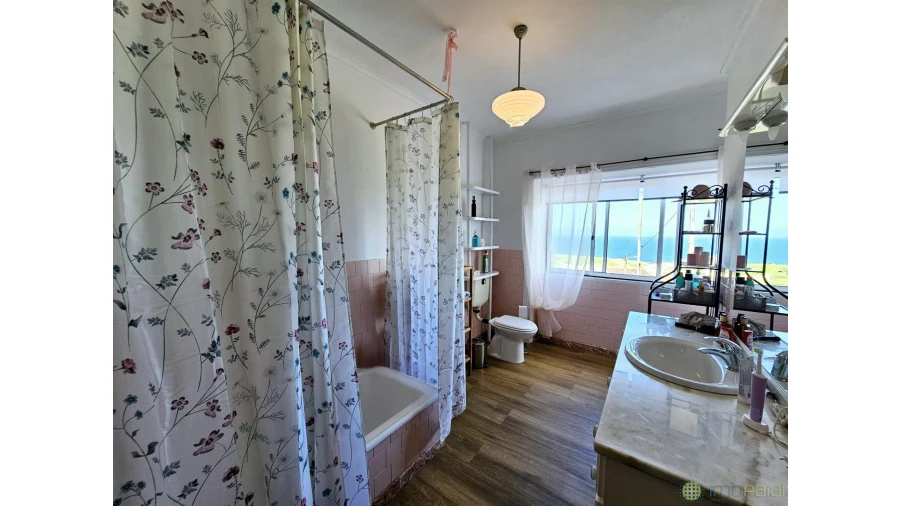 Moradia T4 para Venda em Cedros Foto 19