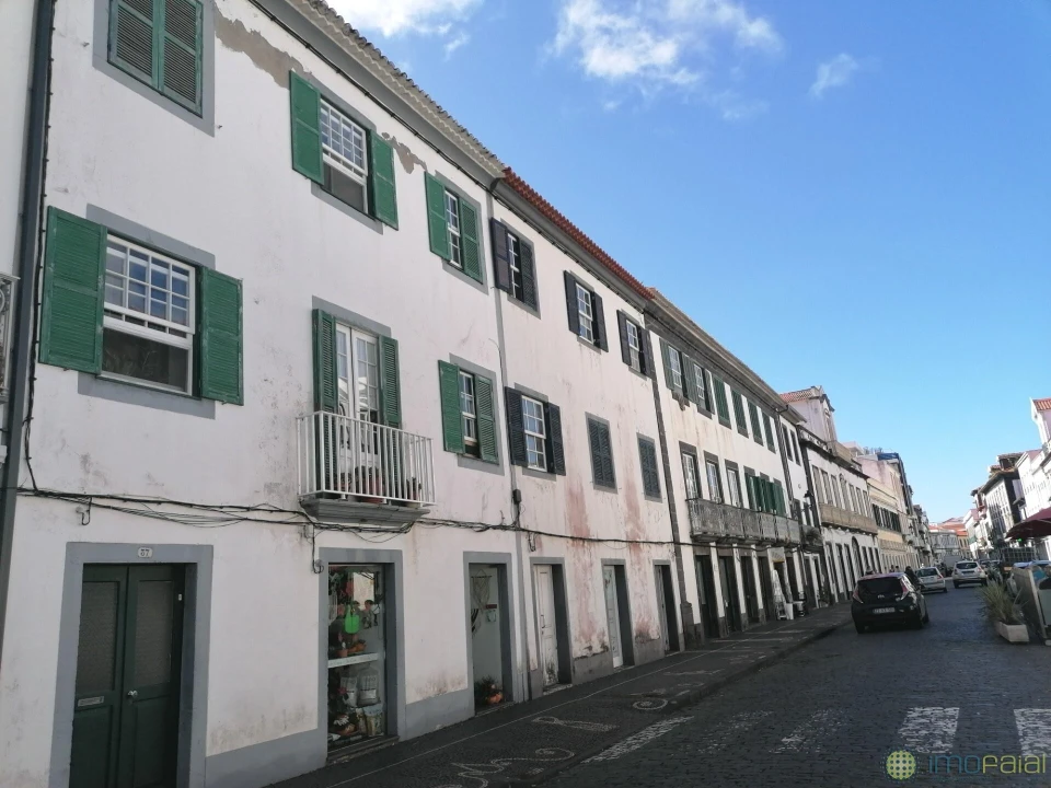 Moradia T4 para Venda em Horta (Matriz) Foto 2