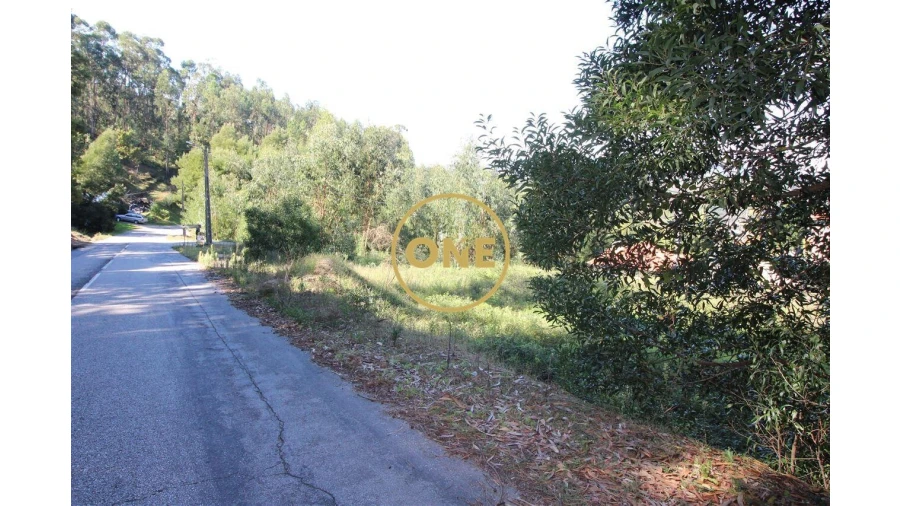 Terreno para Venda em Armil Foto 2