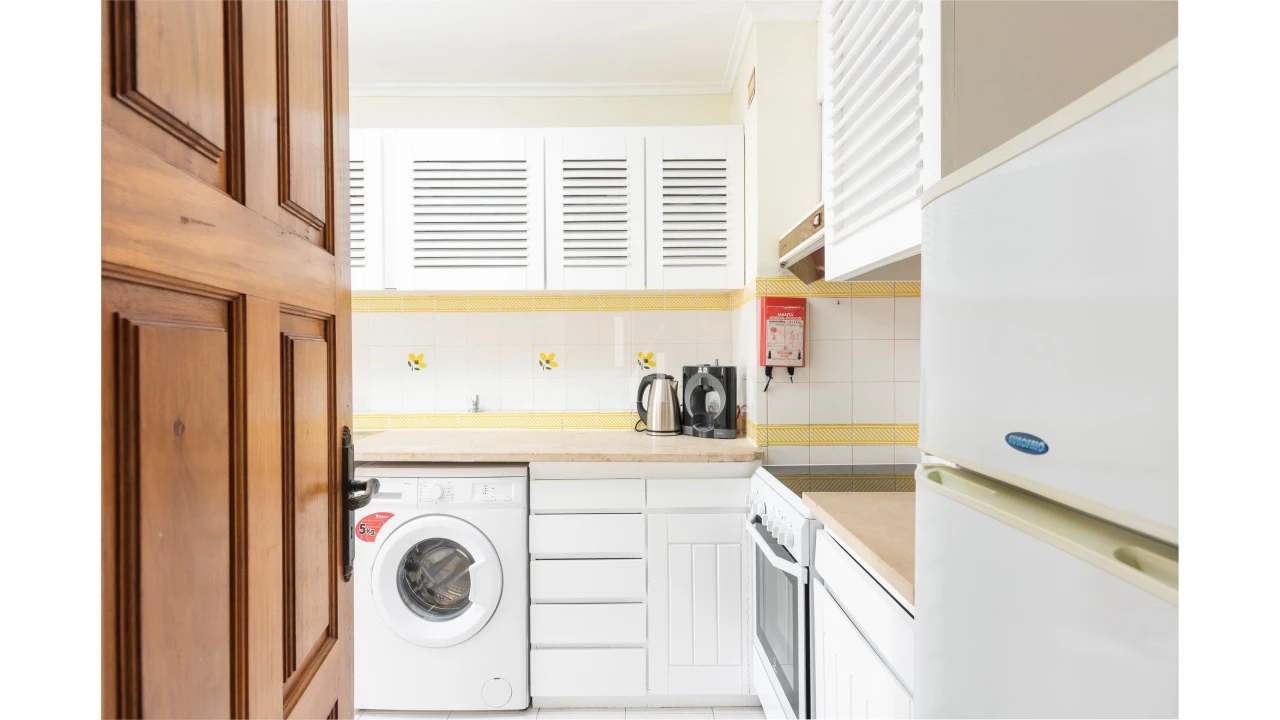 Apartamento T3 para Arrendamento férias em Quarteira Foto 10