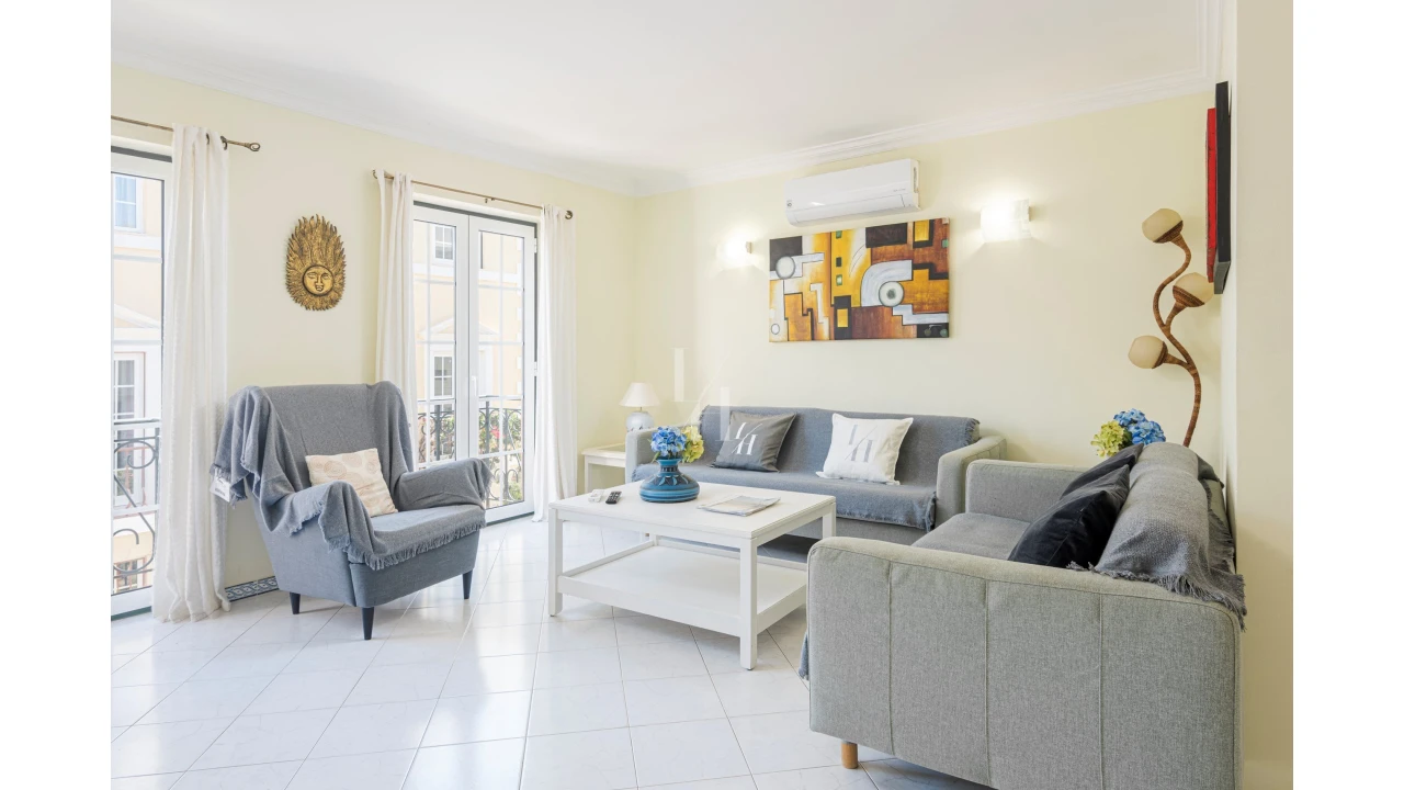 Apartamento T3 para Arrendamento férias em Quarteira Foto 5